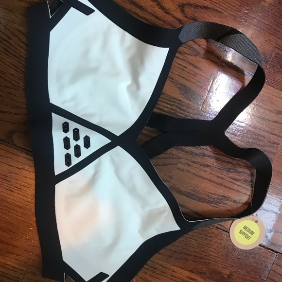 Reebok CrossFit Kevlar Sports Bra, NWT - Picture 3 of 3